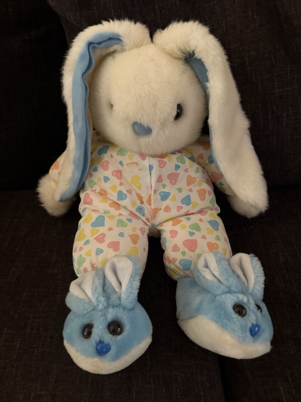 Vtg White Rabbit Plush colored hearts Bunny Slippers Signet Product Snuggle READ
